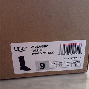 UGG Classic Tall II Boots - Black